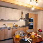 公寓 Casa Margherita, Ospitar